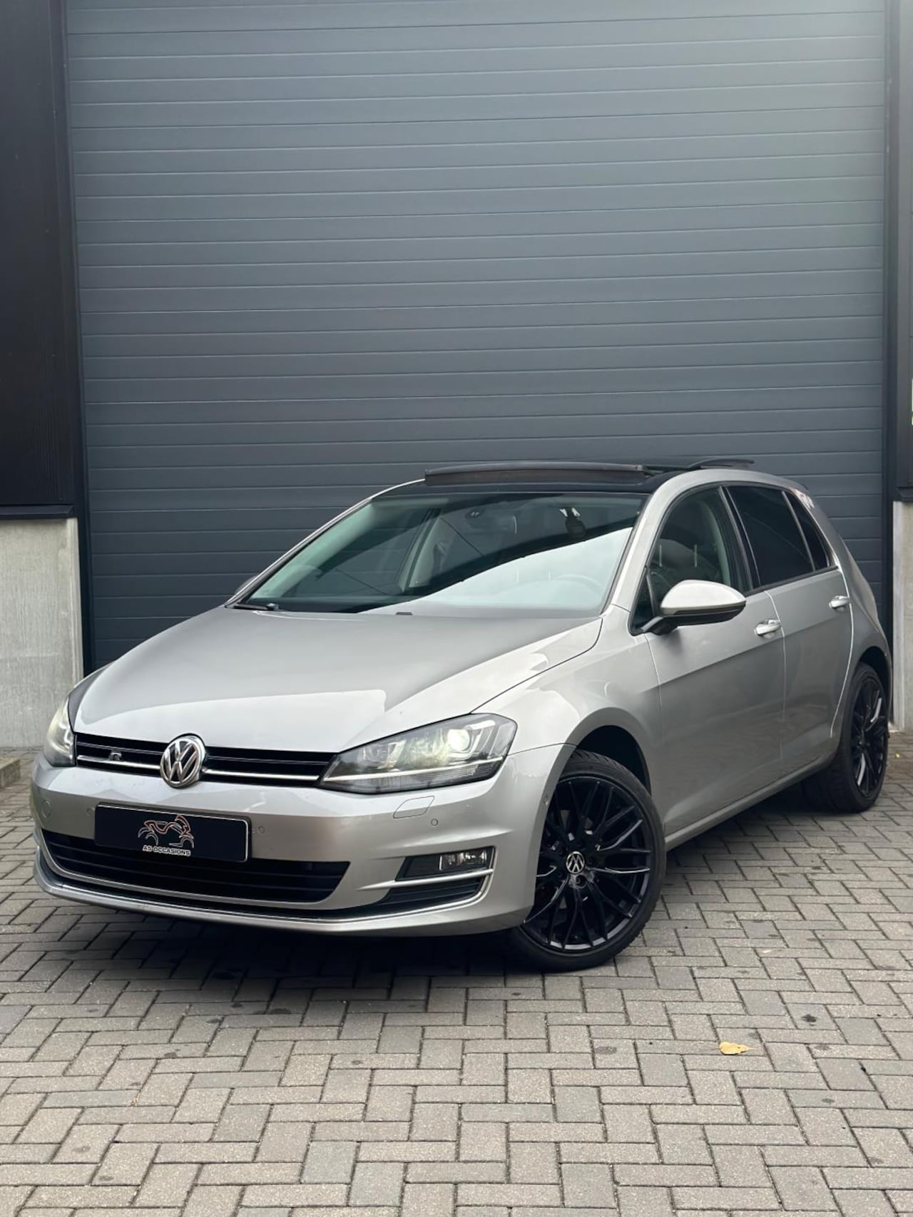 Volkswagen Golf - 1.4 TSI PANO - R Look - Stoelvw - AutoWereld.nl
