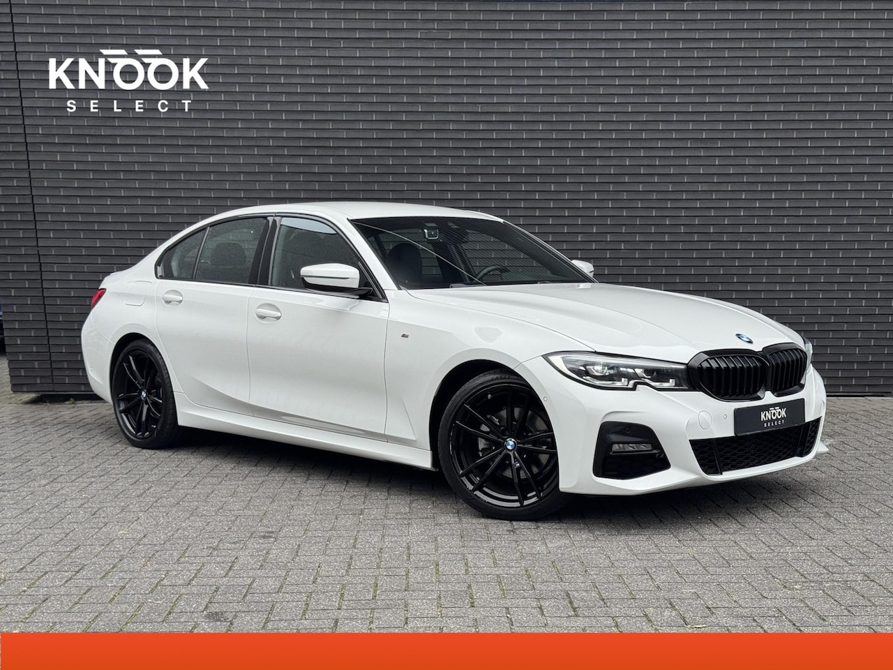 BMW 3-serie - 320i High Executive M Sport - AutoWereld.nl