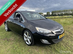 Opel Astra - 1.6 Turbo Sport