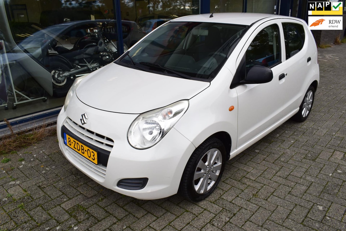 Suzuki Alto - 1.0 Celebration EASSS airco - AutoWereld.nl