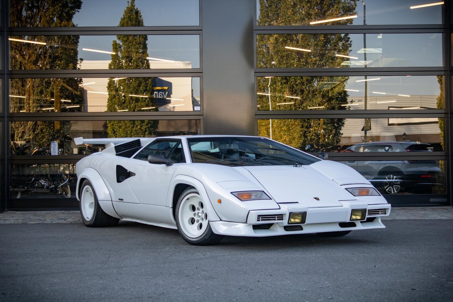 Lamborghini Countach - LP5000S 5.2 V12 - AutoWereld.nl