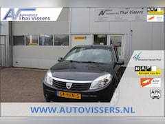 Dacia Sandero - 1.2 Lauréate 5 Deurs Airco Elektr pak Apk