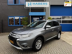 Mitsubishi Outlander - 2.0 Business Edition 150PK|Origineel NL|Face Lift|Navi|DAB+|Climate|Trekhaak|Isofix|Camera