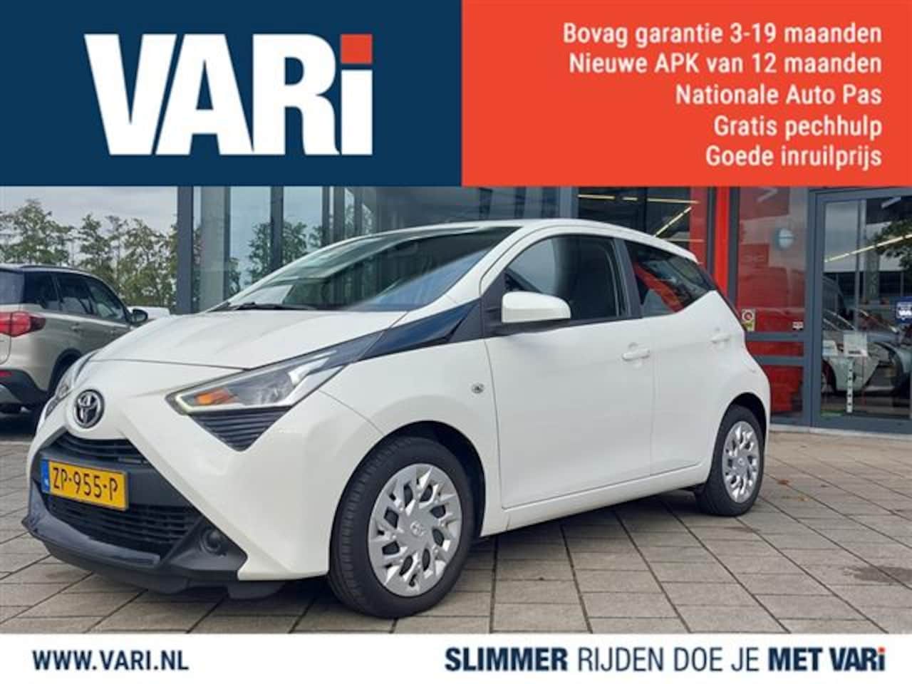 Toyota Aygo - 1.0 VVT-i x-play limited 1.0 VVT-i x-Play Limited - AutoWereld.nl