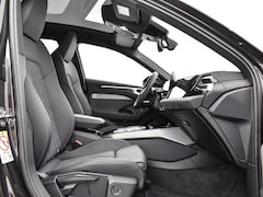 Audi A6 Avant - 2.0 e-hybrid quattro S edition 299 PK · Glazen panoramadak · Tech plus · Privacy glas