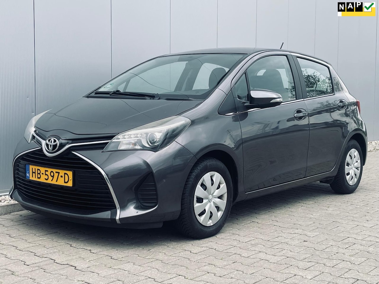 Toyota Yaris - 1.0 VVT-i Style 1.0 VVT-i Style - AutoWereld.nl