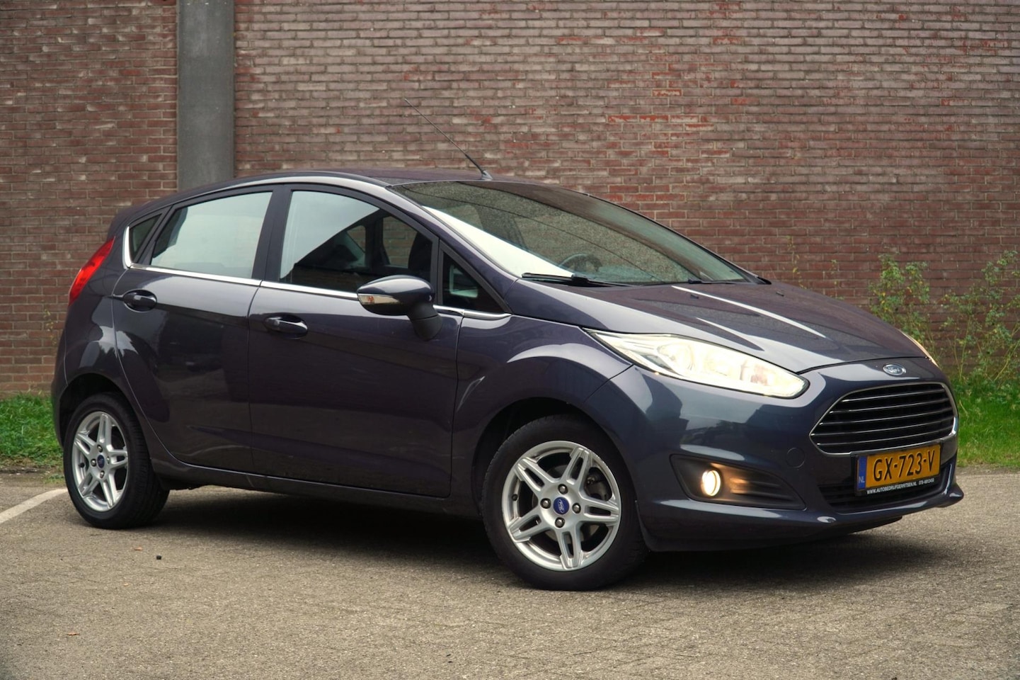 Ford Fiesta - 1.0 Titanium 1.0 Titanium 80PK, Airco, Lichtmetalen Velgen, Voorr.Verwarming. - AutoWereld.nl