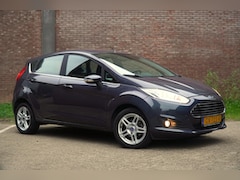 Ford Fiesta - 1.0 Titanium 80PK, Airco, Lichtmetalen Velgen, Voorr.Verwarming
