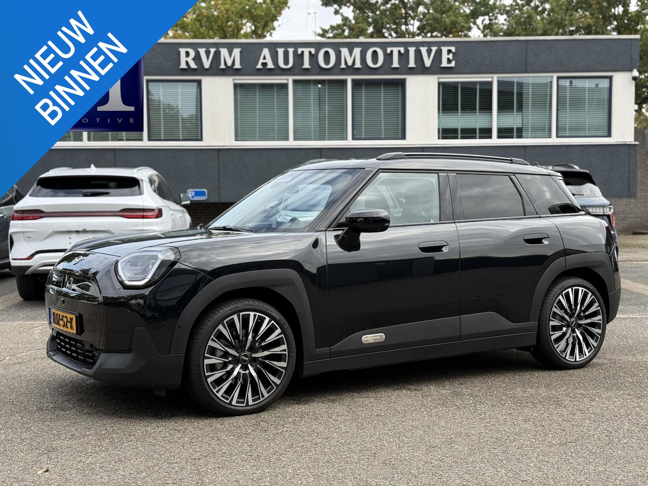 MINI Aceman - Mini E Classic L 42.5 kWh TOPSTAAT! | UNIEKE LAGE STAND! | 360 CAM| PANO | HARMAN & KARDON - AutoWereld.nl