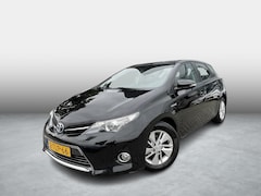 Toyota Auris - 1.8 Hybrid Aspiration All seasonbanden