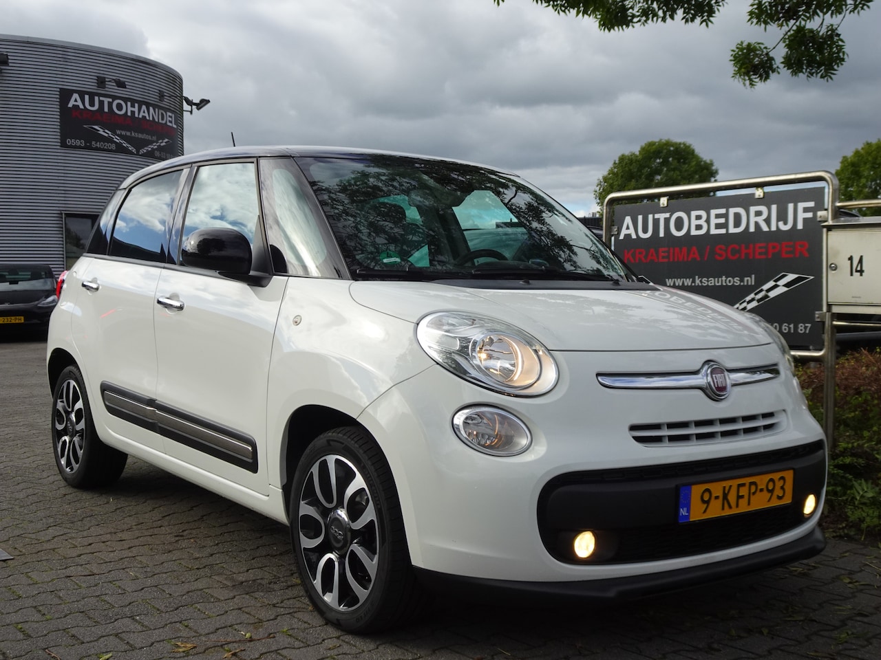 Fiat 500 L - 0.9 TwinAir 105PK Pano-dak Ecc - AutoWereld.nl