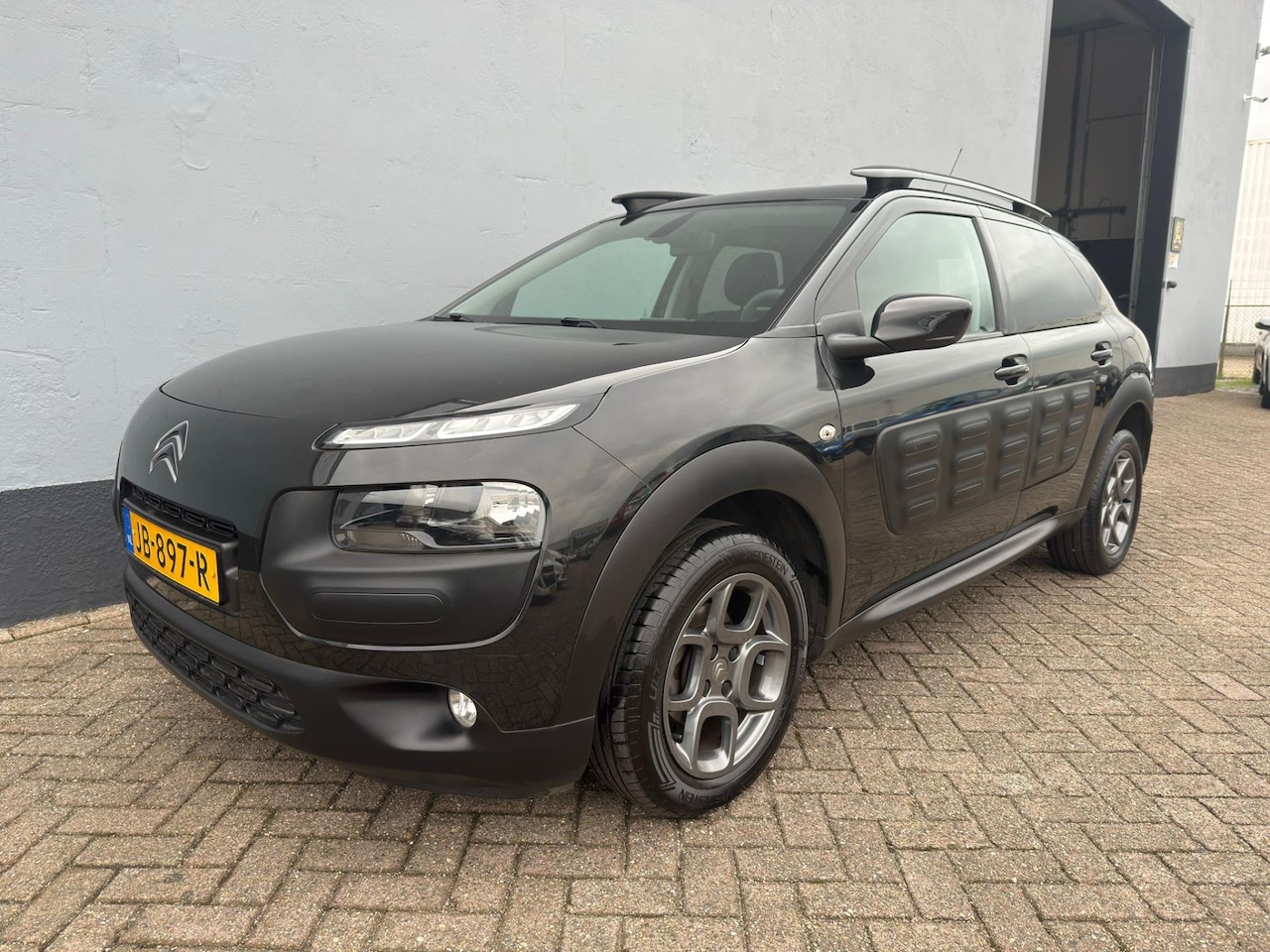 Citroën C4 Cactus - 1.2 - Navigatie - LMV - AutoWereld.nl