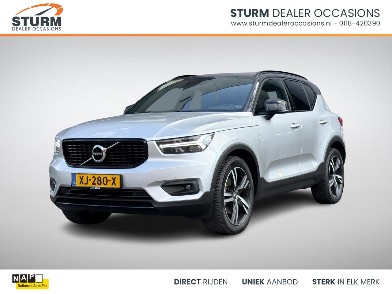 Volvo XC40 - 2.0 T4 R-Design NL-Auto, Veel Opties! | Trekhaak Uitklapbaar | Panoramadak | Stuur- + Stoe - AutoWereld.nl