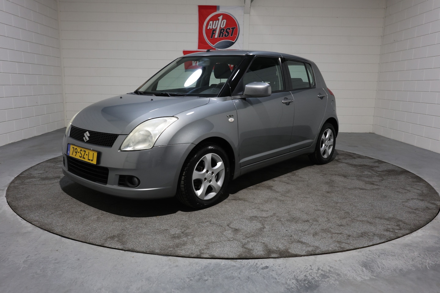 Suzuki Swift - 1.5 Exclusive 1.5 Exclusive, Automaat, Airco, Lichtmetaal, NL auto, Isofix, Prijs incl. apk, beurt en 3 - AutoWereld.nl