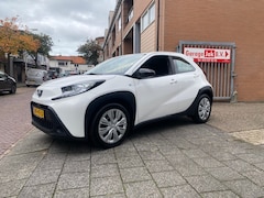 Toyota Aygo X - 1.0 VVT-i MT 72pk Play