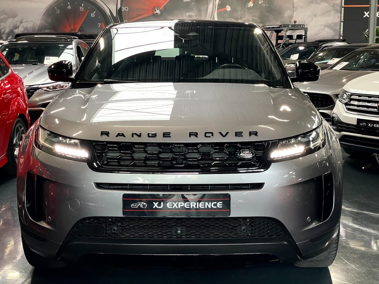 Land Rover Range Rover Evoque - 1.5 P300e AWD R-Dynamic S 1.5 P300e AWD R-Dynamic S - AutoWereld.nl
