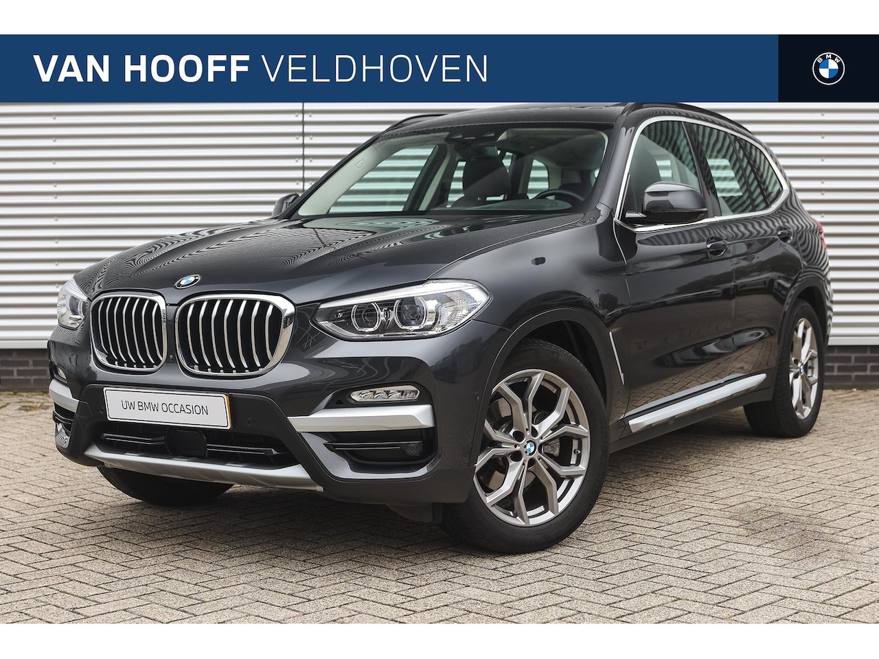 BMW X3 - xDrive20i High Executive xLine Automaat / Panoramadak / Trekhaak / Sportstoelen / Parking - AutoWereld.nl