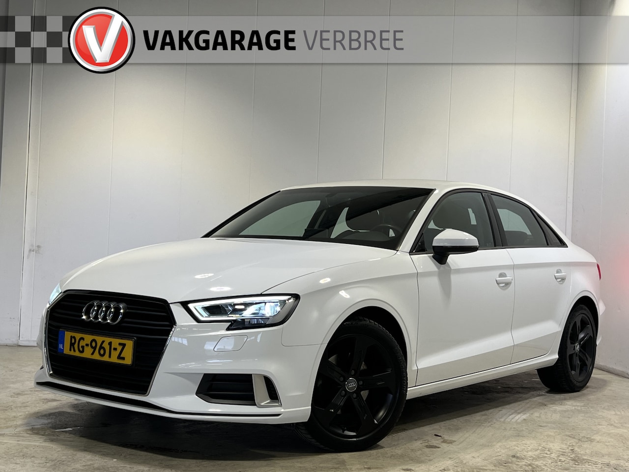 Audi A3 Limousine - 1.0 TFSI Sport Lease Edition | Navigatie | LM Velgen 17" | Parkeersensor Achter | Cruise C - AutoWereld.nl