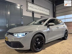 Volkswagen Golf - 1.5 TSI Life Business Nardo Grey Camera NAP