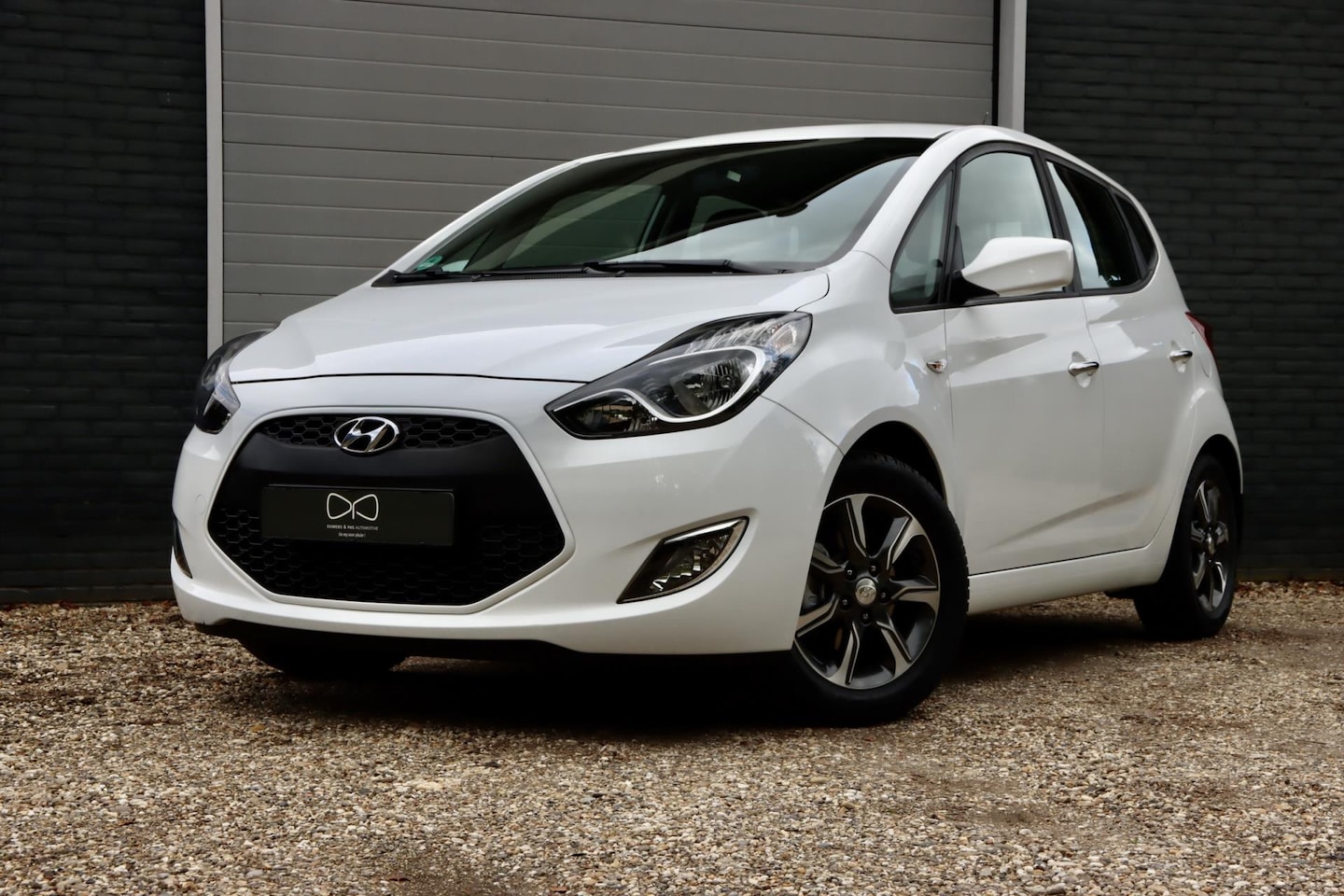 Hyundai ix20 - 1.6i Go! | CAMERA | NAVIGATIE | CRUISE CONTROL | STUURWIELVERW. - AutoWereld.nl