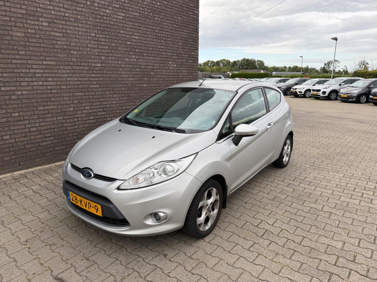 Ford Fiesta - 1.25 Titanium/155.000 NAP/Airco/Lichtmetaal/PDC/ - AutoWereld.nl