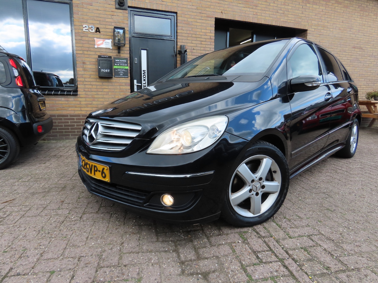 Mercedes-Benz B-klasse - 200 Turbo Automaat Lpg Stoelverwarming Panoramadak Ecc Cruisecontrol Trekhaak Pdc Navigati - AutoWereld.nl