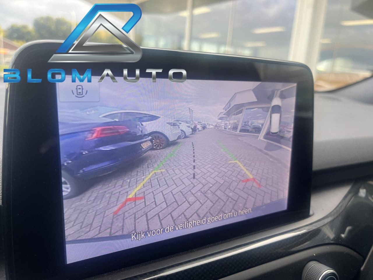 Ford Focus Wagon - 1.5 EcoBoost ST Line B&O+TREKH+LED+ACC+18'' - AutoWereld.nl