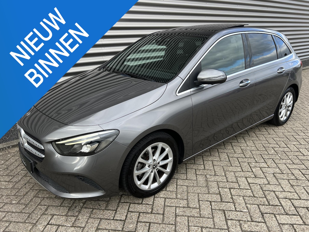 Mercedes-Benz B-klasse - 180 Panorama Exclusief Leder - AutoWereld.nl