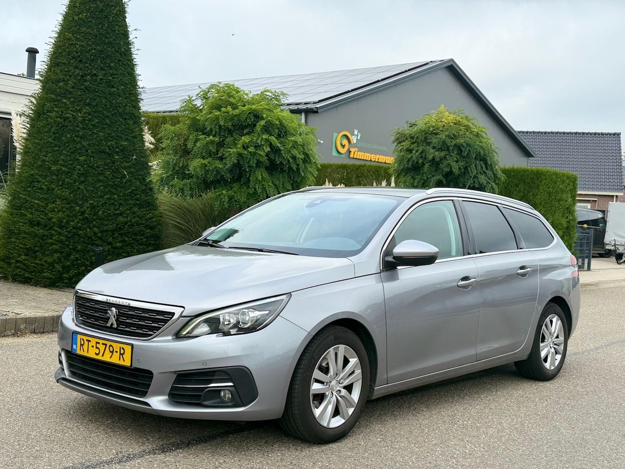 Peugeot 308 SW - 1.6 BlueHDI Blue Lease Premium 2018 AUT Navi/Clima/Lmv - AutoWereld.nl