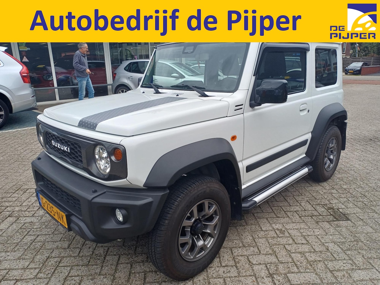 Suzuki Jimny - 1.5 Stijl 1.5 STIJL,ALL WHEELDRIVE,AFN TREKHAAK,UNIEKE KILOMETERSTAND, ORGINEEL NEDERLANDSE AUTO ,NA - AutoWereld.nl