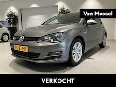 Volkswagen Golf - 1.0 TSI Connected Series 116 PK | Apple Carplay | Achteruitrijcamera | Parkeersensoren | C