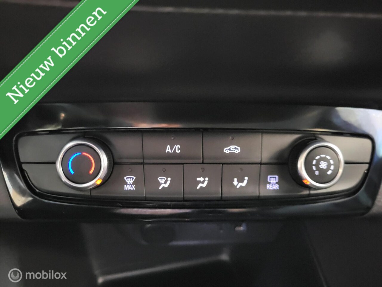 Opel Corsa - 1.2 Edition *NL, NAVI, RIJKLAARPRIJS!*