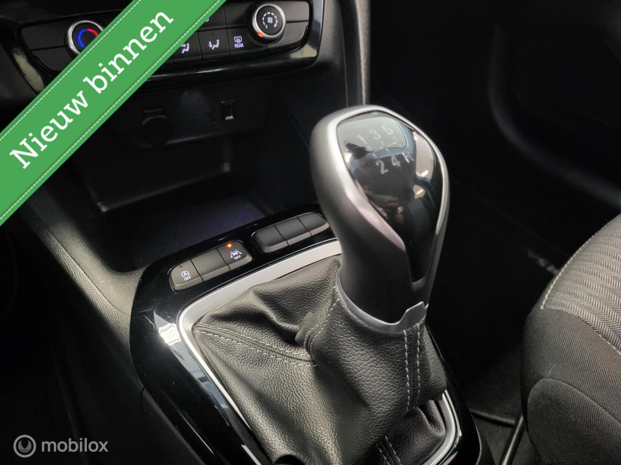 Opel Corsa - 1.2 Edition *NL, NAVI, RIJKLAARPRIJS!*