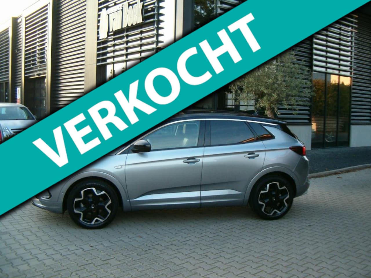 Opel Grandland - 1.2 Turbo Business Elegance Automaat - AutoWereld.nl