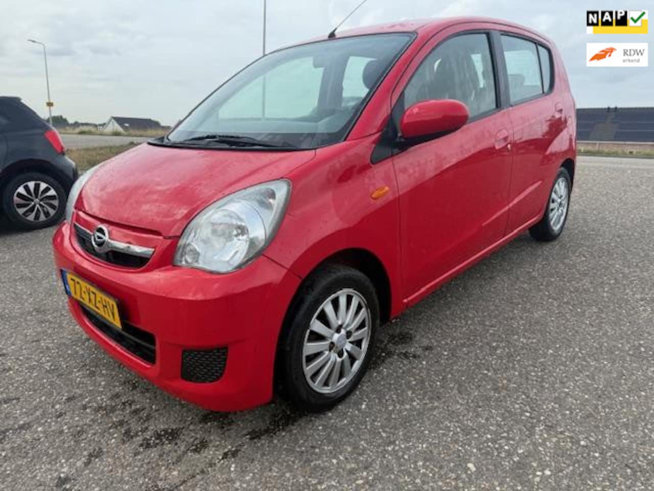 Daihatsu Cuore - 1.0 Premium Airco Parkeersensor Velg 5deur NAP - AutoWereld.nl