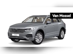 Volkswagen Touareg - Atmosphere 3.0 TSi eHybrid 4MOTION 381 PK | Automaat | V6 | Plug-In | Luchtvering | Panora