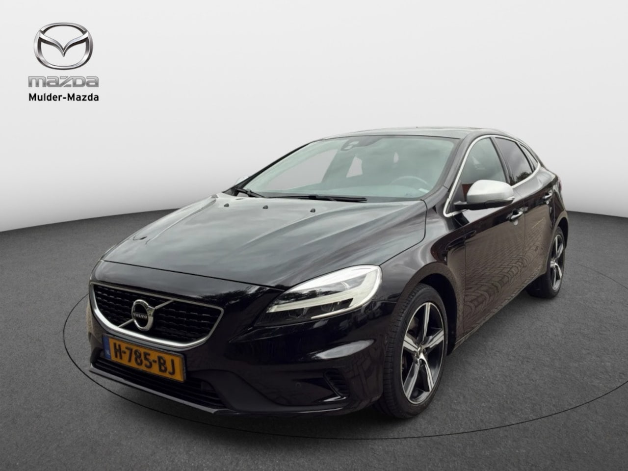 Volvo V40 - T3 Polar+ R-Design [ HarmanKardon Panoramadak ] - AutoWereld.nl