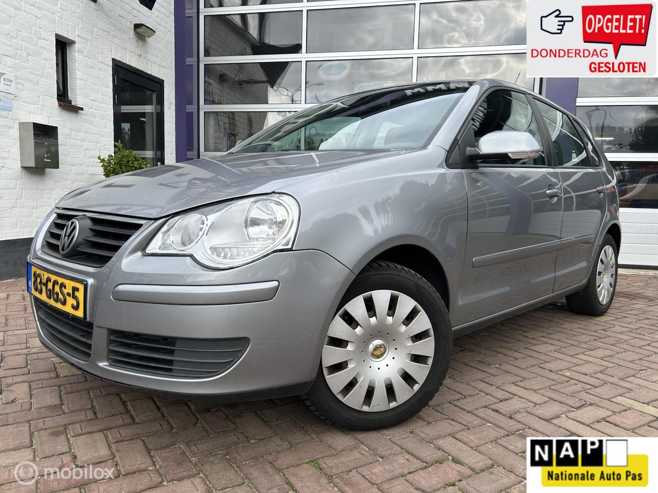 Volkswagen Polo - 1.4-16V Comfortline * AUTOMAAT * AIRCO * 5 D - AutoWereld.nl