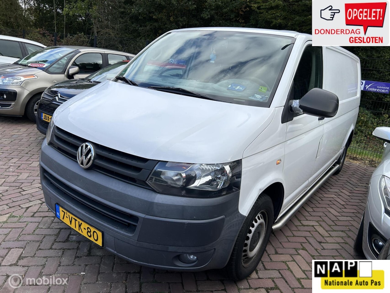 Volkswagen Transporter - 2.0 TDI L2H1 * AIRCO * NAVIGATIE - AutoWereld.nl