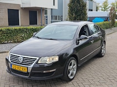 Volkswagen Passat - 2.0 FSI Highline
