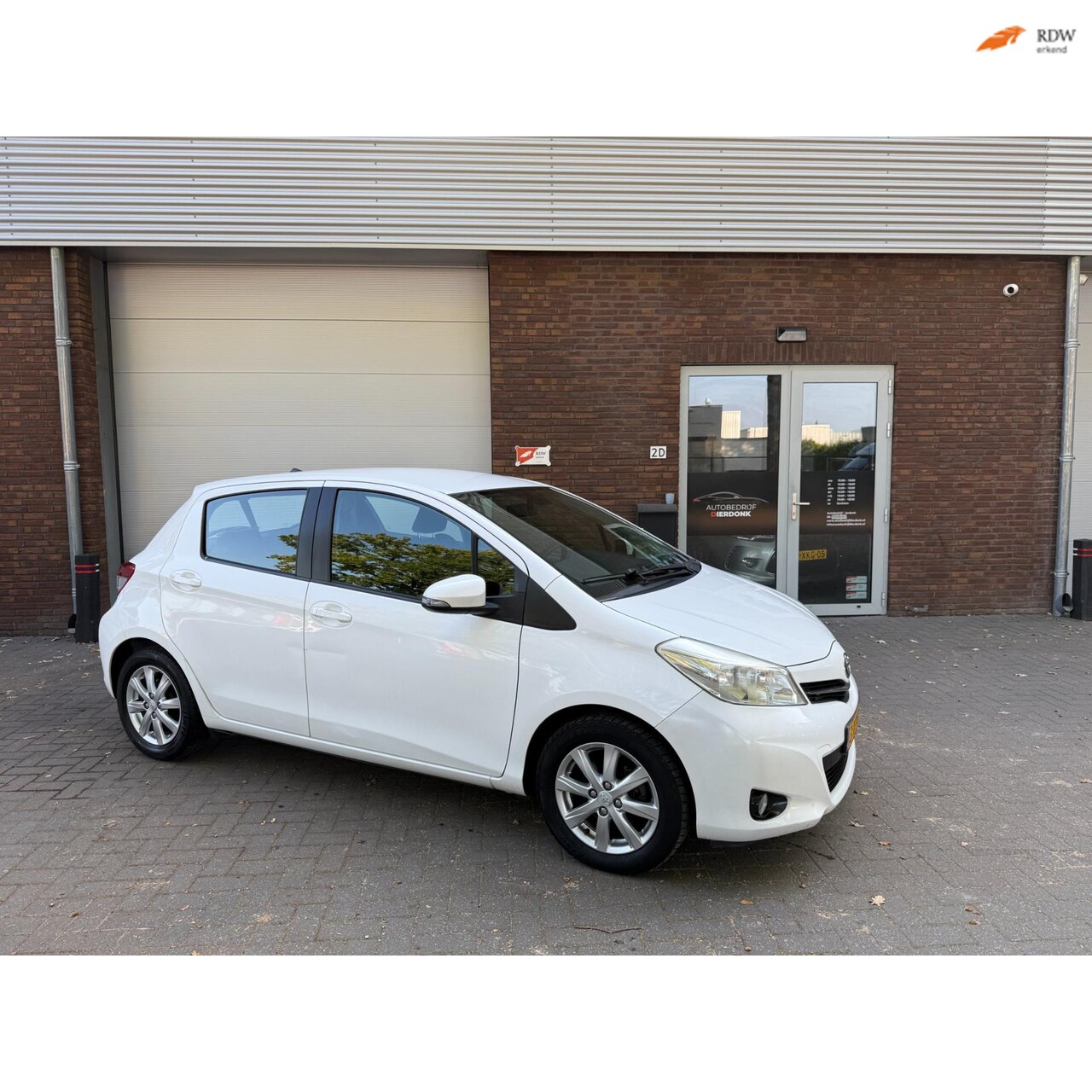 Toyota Yaris - 1.3 VVT-i Dynamic|AIRCO|NIEUWE APK|APPLE CARPLAY - AutoWereld.nl