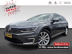 Volkswagen Passat Variant - 1.4 TSI GTE Connected Series | LED | PDC | navigatie | trekhaak | Apple Carplay/Android Au