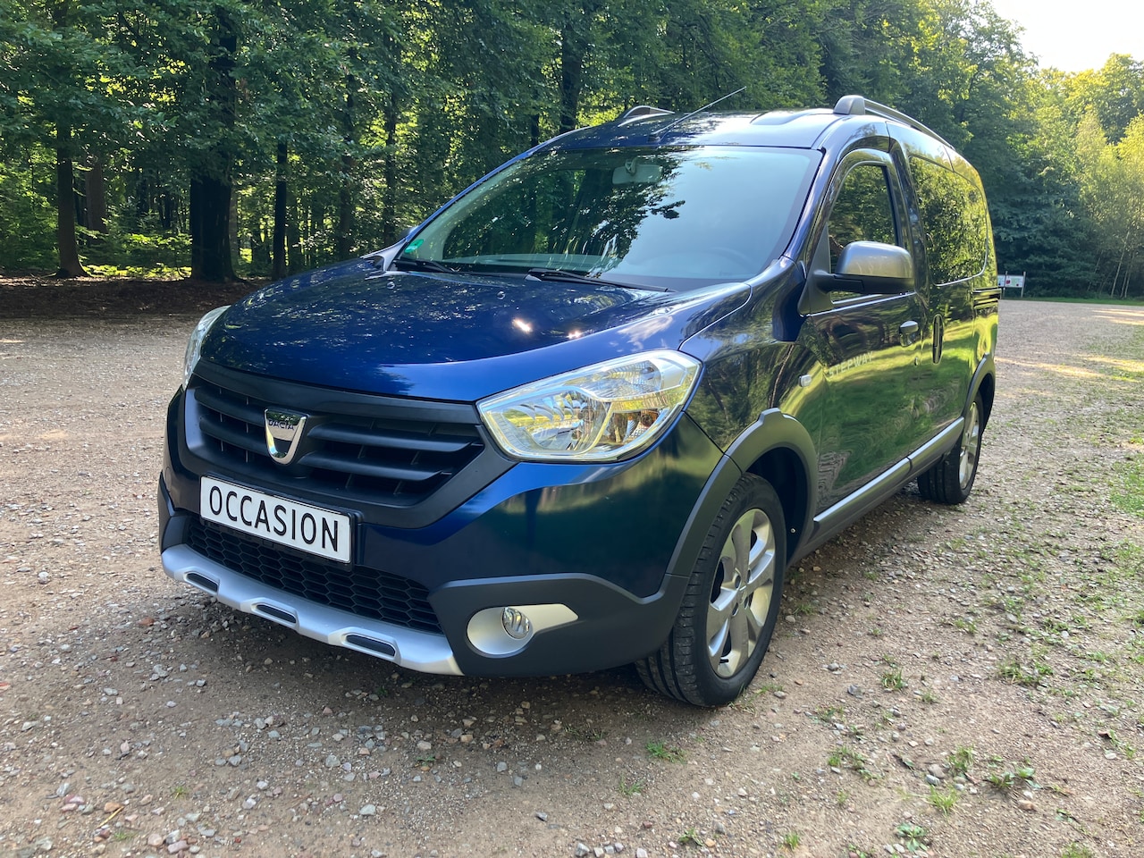 Dacia Dokker - Stepway, 2017, Stoelverwarming, Airco, Cruisecontrol, USB, Dealeronderhouden - AutoWereld.nl