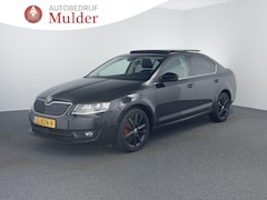 Skoda Octavia - 1.4 TSI Greentech Style Businessline | Pano | Camera | Canton | Trekhaak | Carplay |