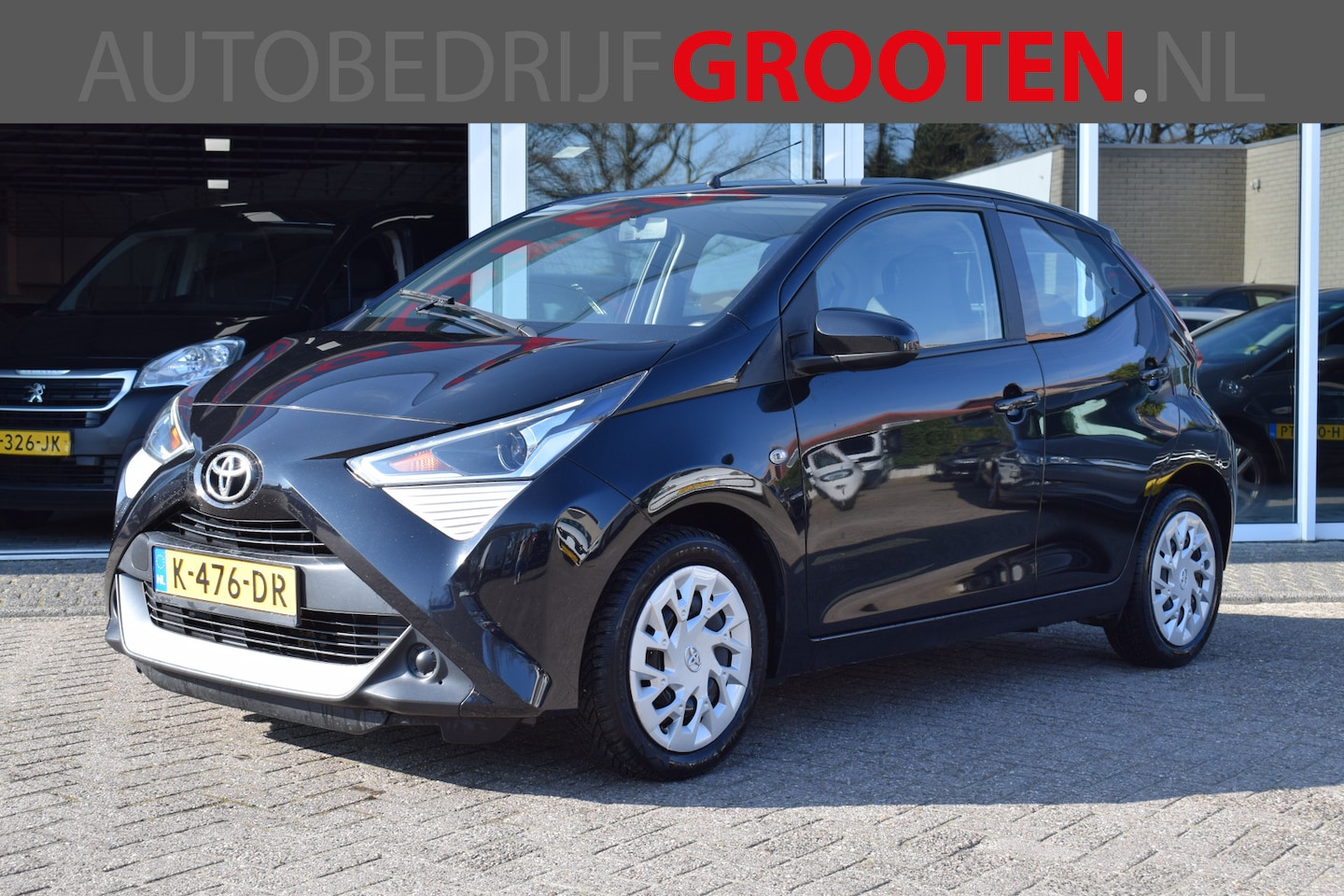 Toyota Aygo - 1.0 VVT-i x-play//Camera//Airco//Carplay!! - AutoWereld.nl
