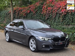 BMW 3-serie - M Sport Shadow Executive Edition Apple CarPlay Alcantara LED NAP NL Rijklaar - Garantie in