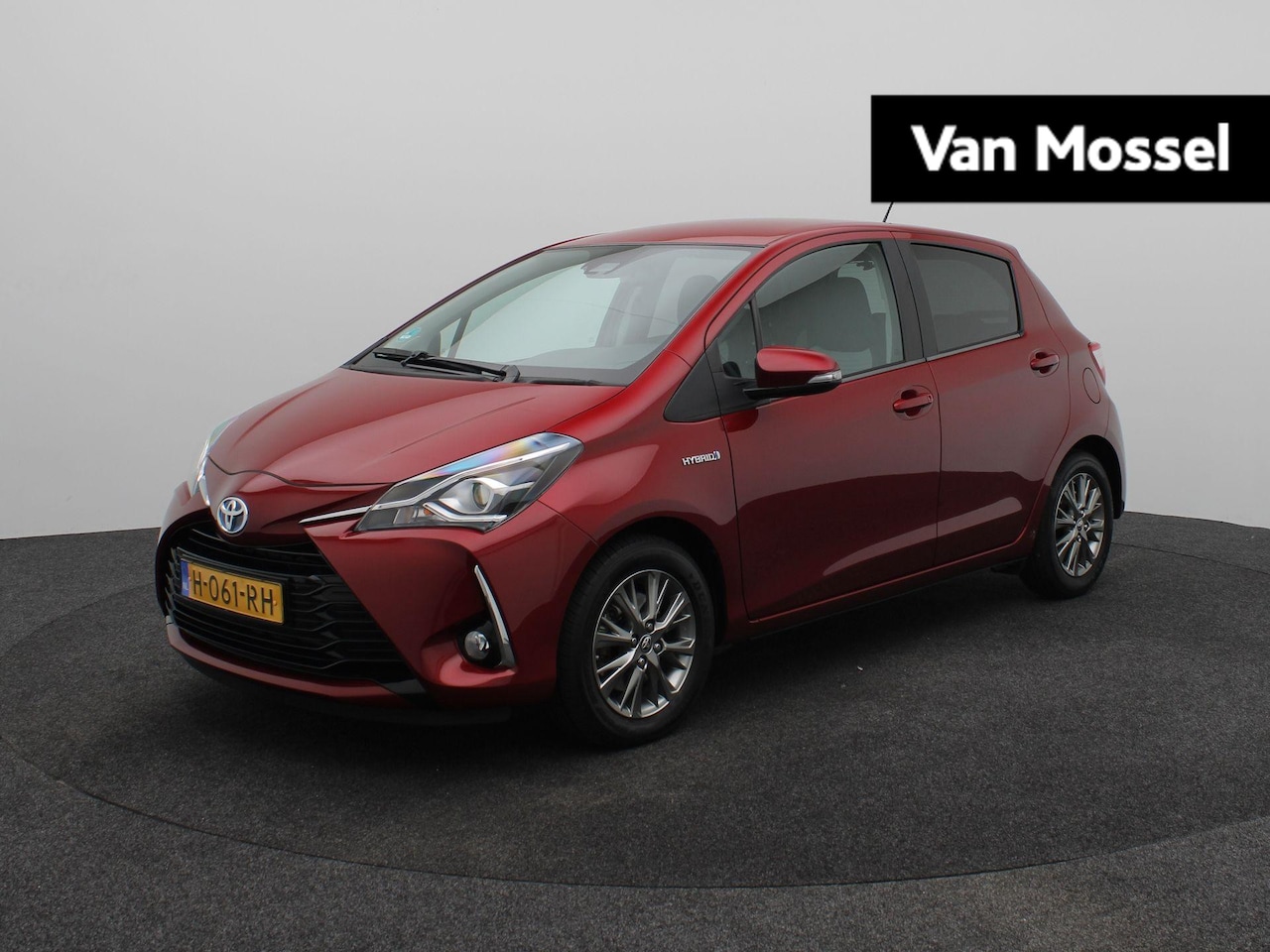 Toyota Yaris - 1.5 Hybrid Dynamic | Trekhaak | Apple Carplay-Android Auto | Clima | Camera | Cruise | Key - AutoWereld.nl
