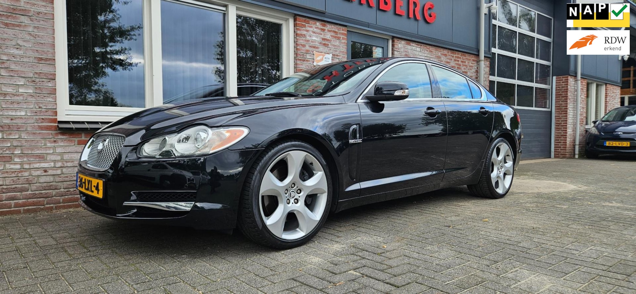 Jaguar XF - 4.2 V8 SV8 Supercharged 416PK! Uniek! NAP! Youngtimer! Mooie Auto! Eerste Eigenaar! - AutoWereld.nl