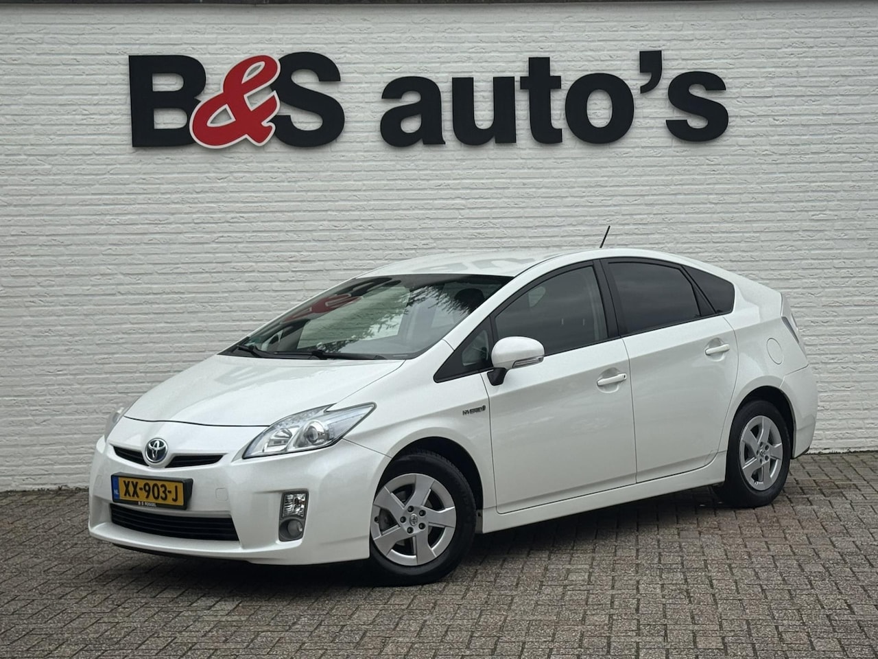 Toyota Prius - 1.8 Comfort Camera Clima Navigatie Head up dsiplay Xenon Goed onderhouden - AutoWereld.nl