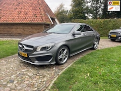 Mercedes-Benz CLA-Klasse - 200 Ambition-NL AUTO-NAVI-AMG LINE-PDC-18"-HARMAN KARDON